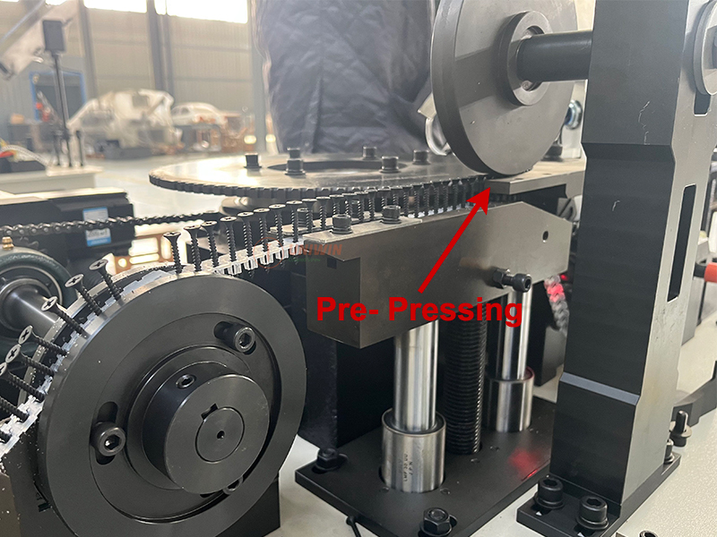 screw and belt assembling