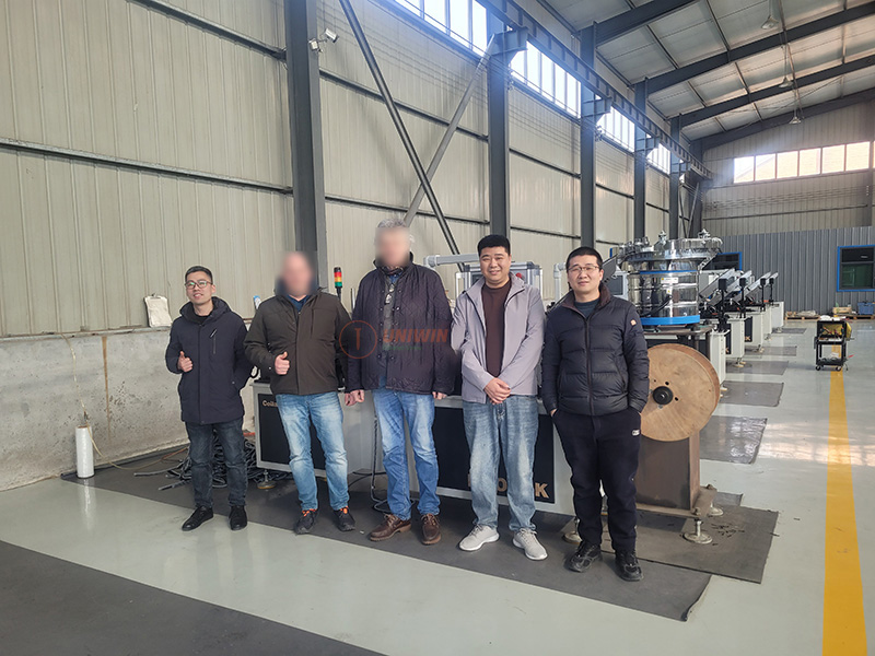 German Customers Visit Chain Belt Collated Screw Assembly Machine Factory